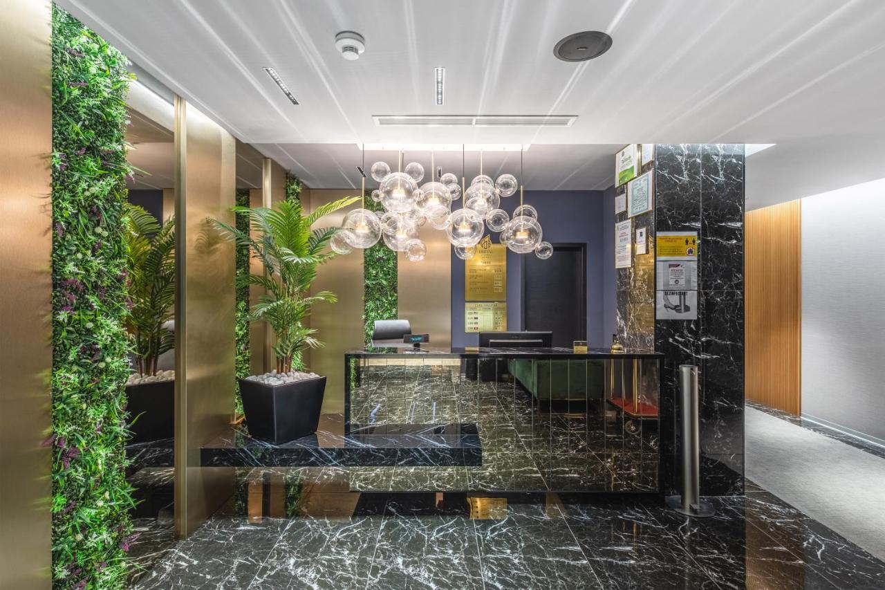Hotel Kristal Focşani Exteriör bild